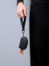 Coin Holder With Clip In Upcycled Leather | Lamborghini Store