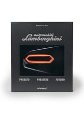 AUTOMOBILI LAMBORGHINI. PASSATO. PRESENTE. FUTURO. EDIZIONE ESCLUSIVA CON COFANETTO - BOOKS - tassazione | Lamborghini Store